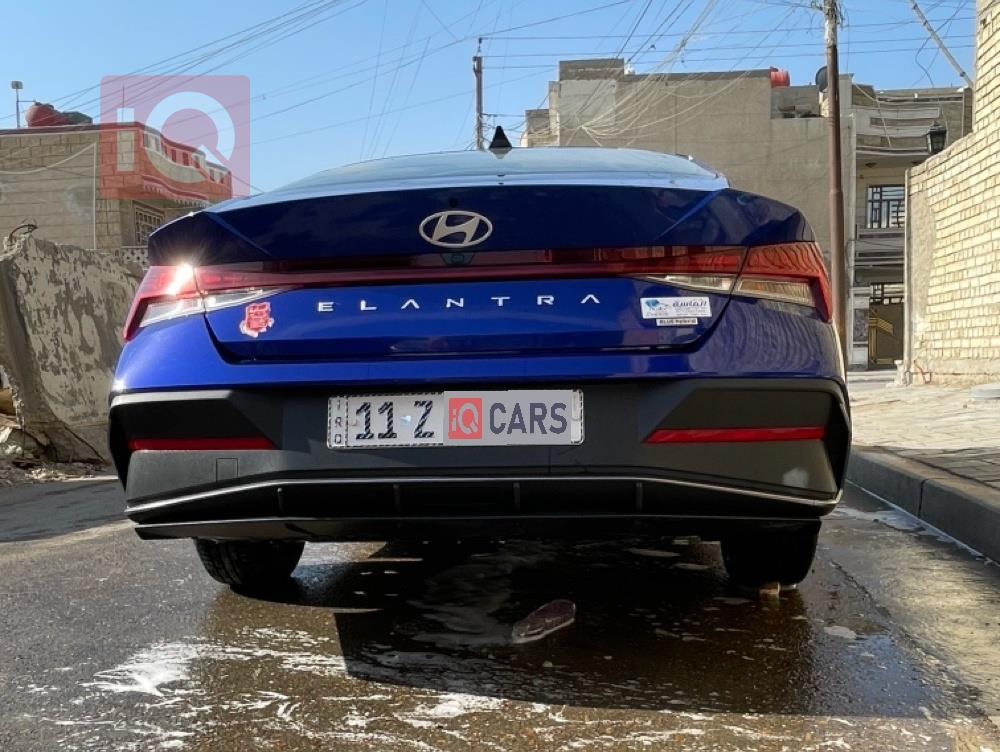 هیۆندای ئەلەنترا